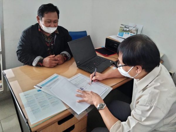 Penanda Tanganan dan Serah Terima MoU antara SMK Perintis Adiluhur dengan Astra Daihatsu